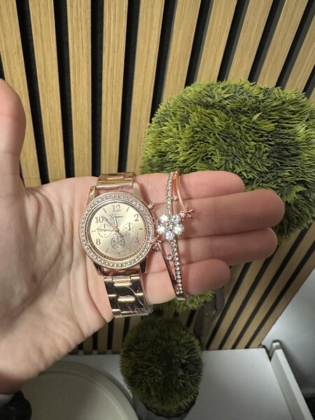 Ceas dama + Bratara Stil Premium lichidare stoc! Set elegant