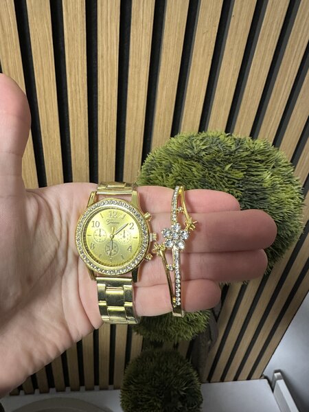 Ceas dama + Bratara Stil Premium lichidare stoc! Set elegant